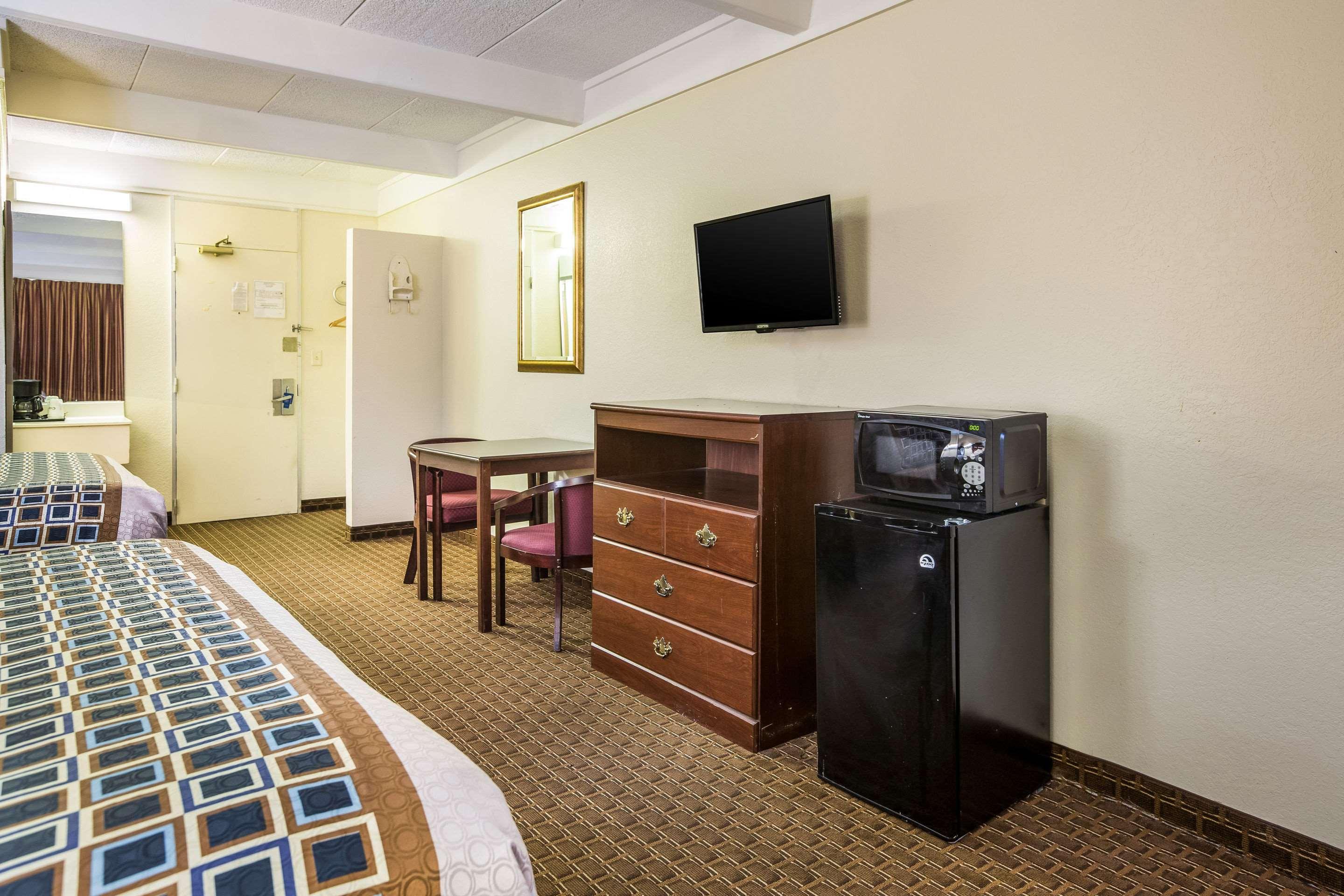 Отель Super 8 By Wyndham Macon Ga Экстерьер фото